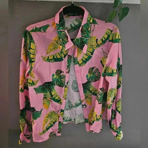 SHEIN Tops - 100% Cotton Tropical Button Down Shirt Pink (sz 8/10)